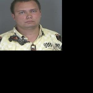 Auburn police officer injured arresting theft suspect