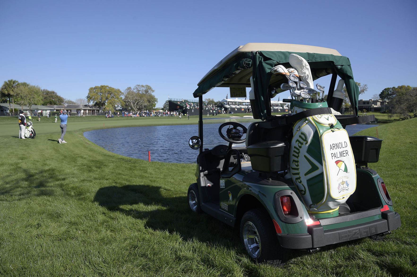 arnold palmer luggage wheel replacement