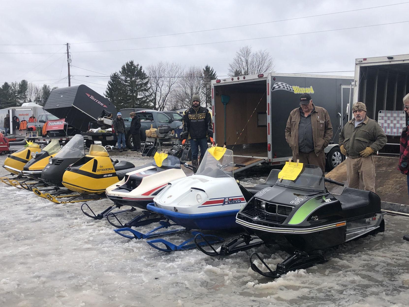 Gallery Weedsport Winter Wanderers vintage snowmobile show