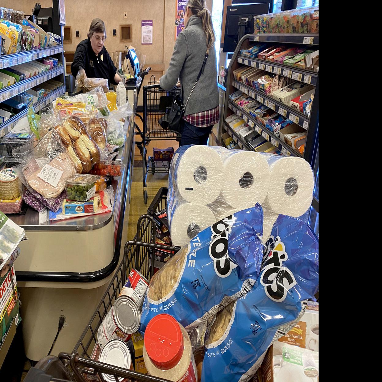 Auburn Area Supermarket Employees Get Ok To Wear Protective Equipment Due To Covid 19 Local News Auburnpub Com
