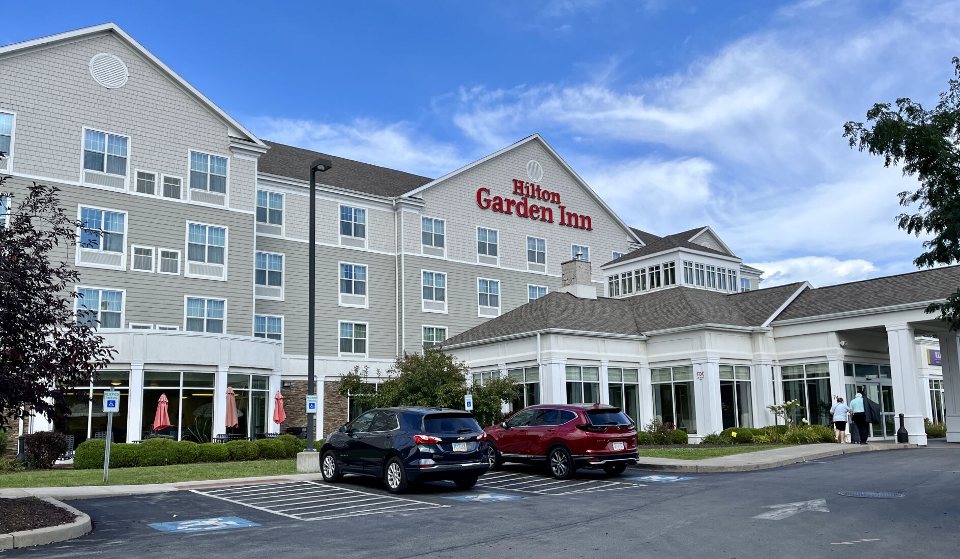 Auburn Hotel 1