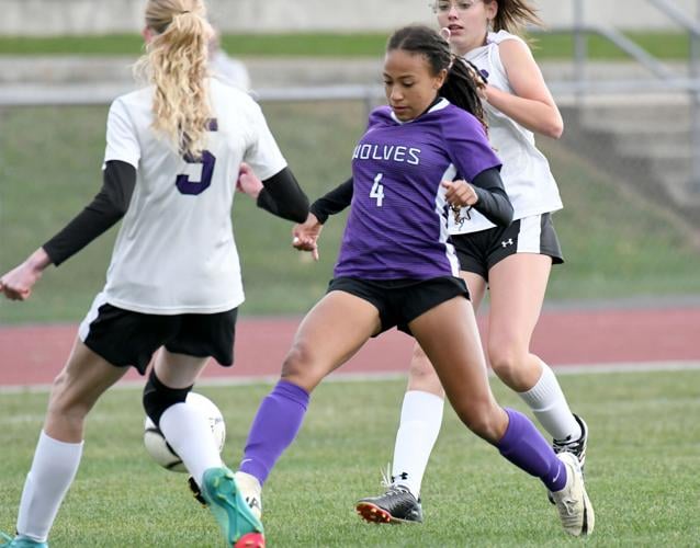 US girls soccer 1.JPG