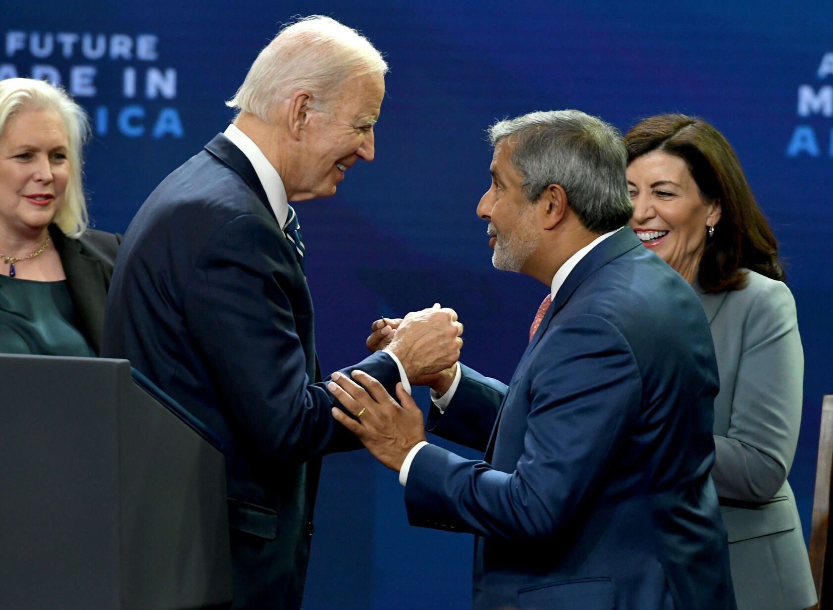 Biden Visits Syracuse Area To Celebrate Micron's 'transformational ...