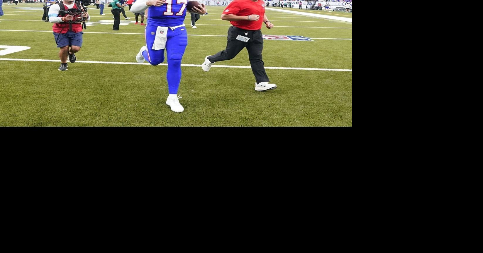 Josh Allen talks to reporters after Bills win in Houston | Video