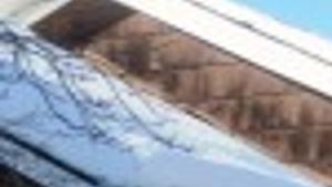 Heavy Winter Makes Icicles A Thorn In The Sides Of Homeowners Lifestyles Auburnpub Com