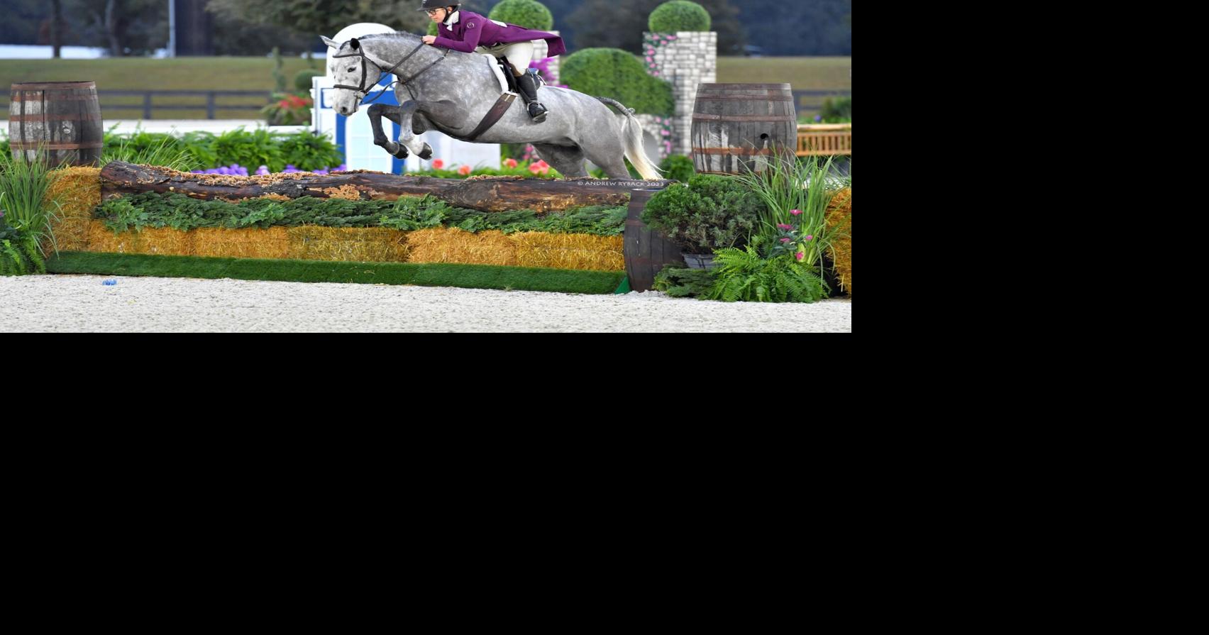 Horse trained by Cayuga County rider wins national award
