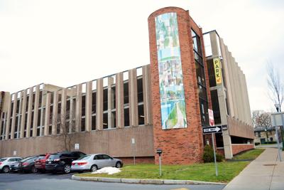Parking garage