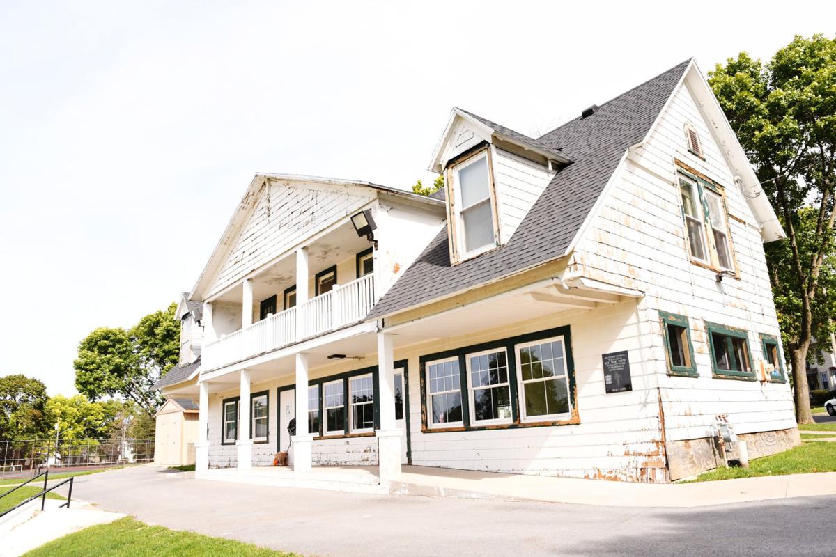 Work underway to renovate historic clubhouse at Auburn's Clifford Park