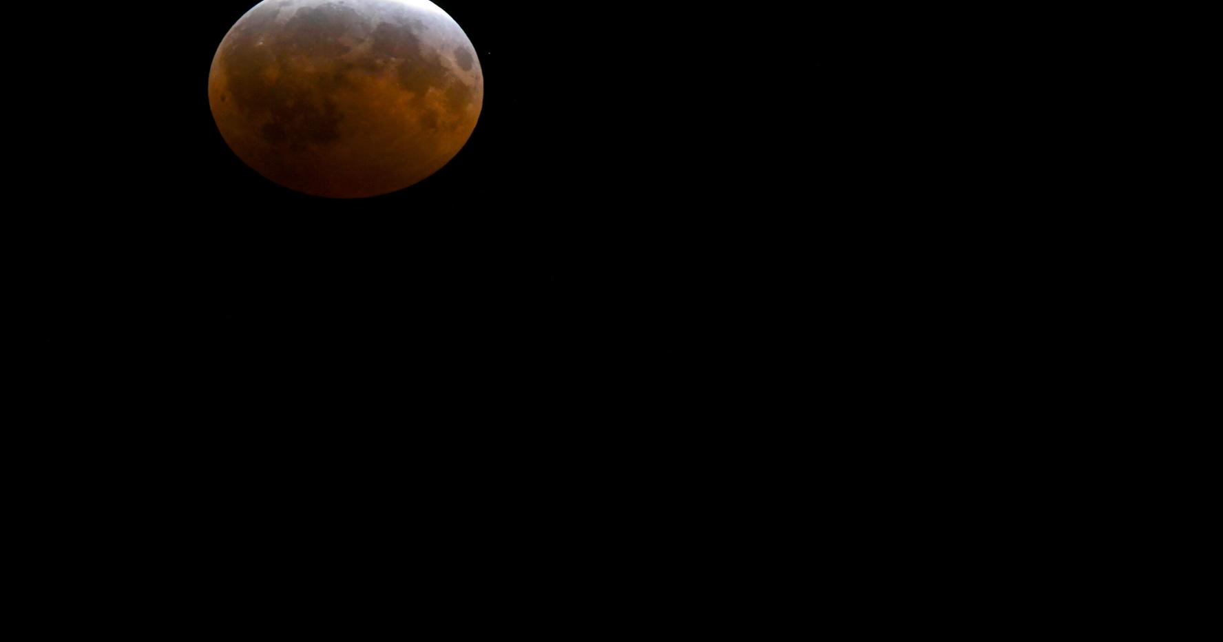 Partial Lunar Eclipse.JPG