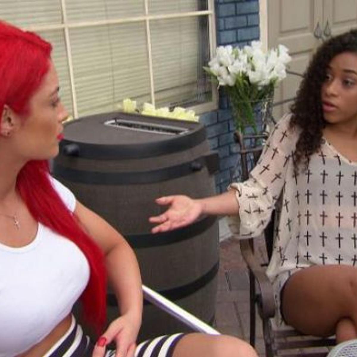 Total Divas Recap Natalya Gets Married Nikki Bella Spends