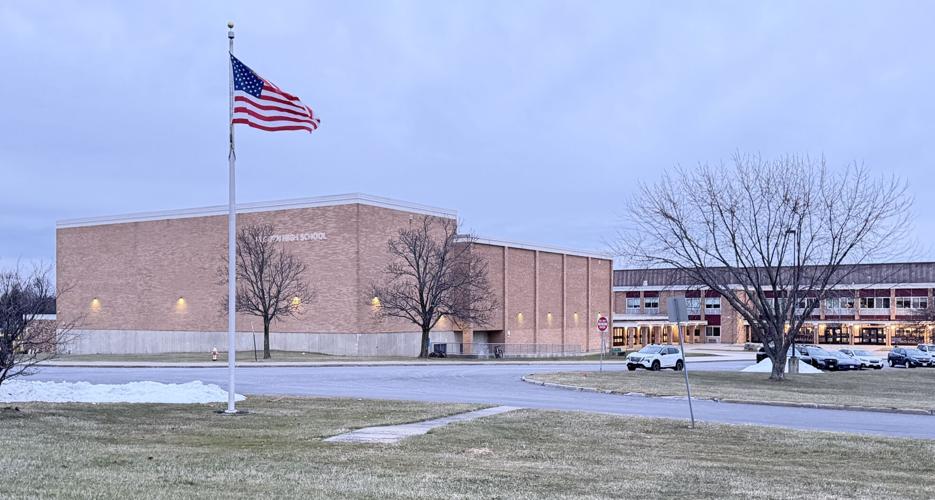 Auburn High exterior
