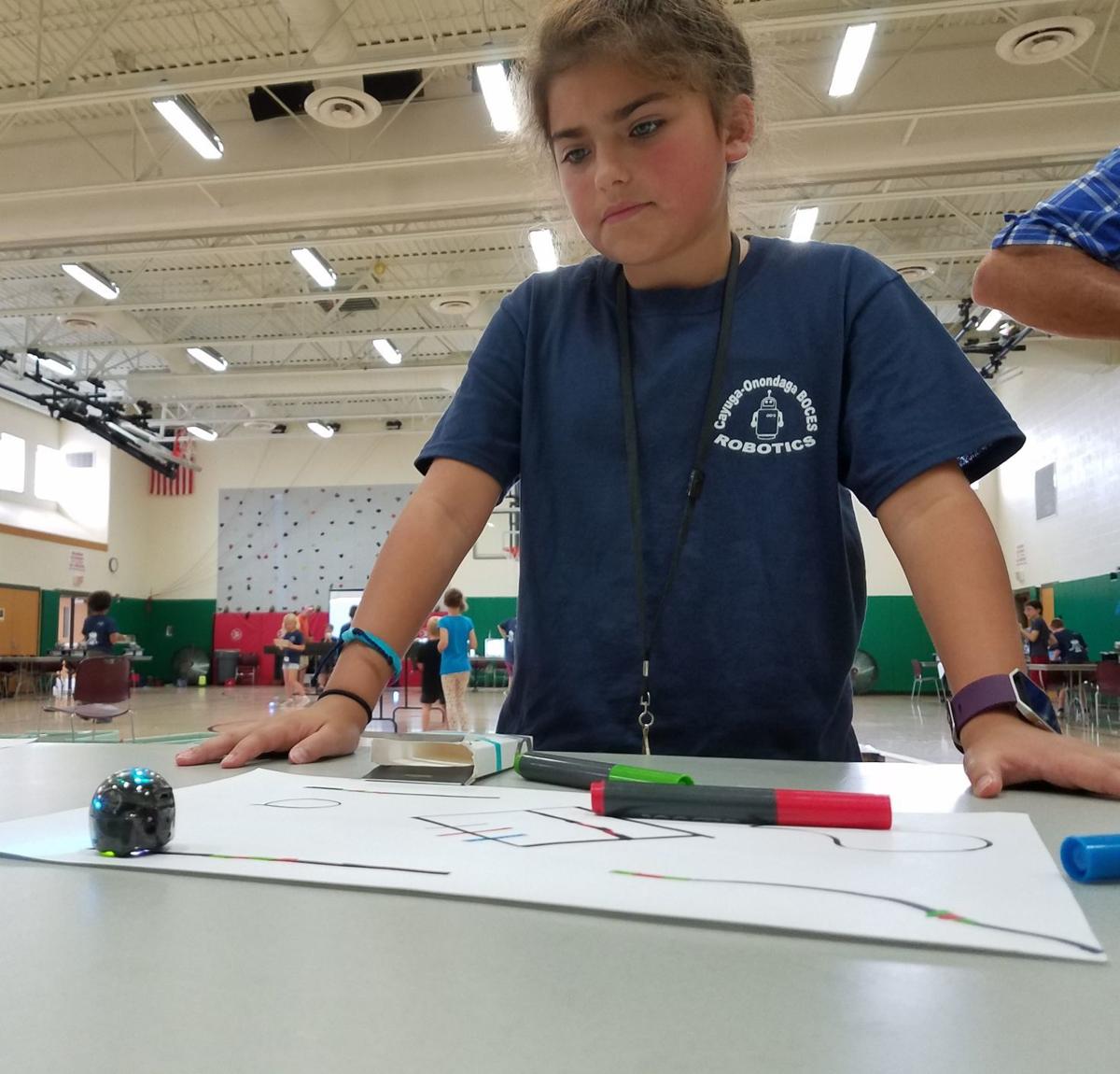 Ozobot Bit is an Amazing Little Robot Your Child Can Program - Dad Logic