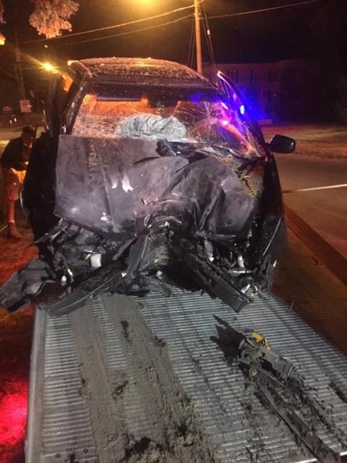 Auburn Police Driver Crashes Into Tree While Playing Pokemon Go Local News Auburnpub Com