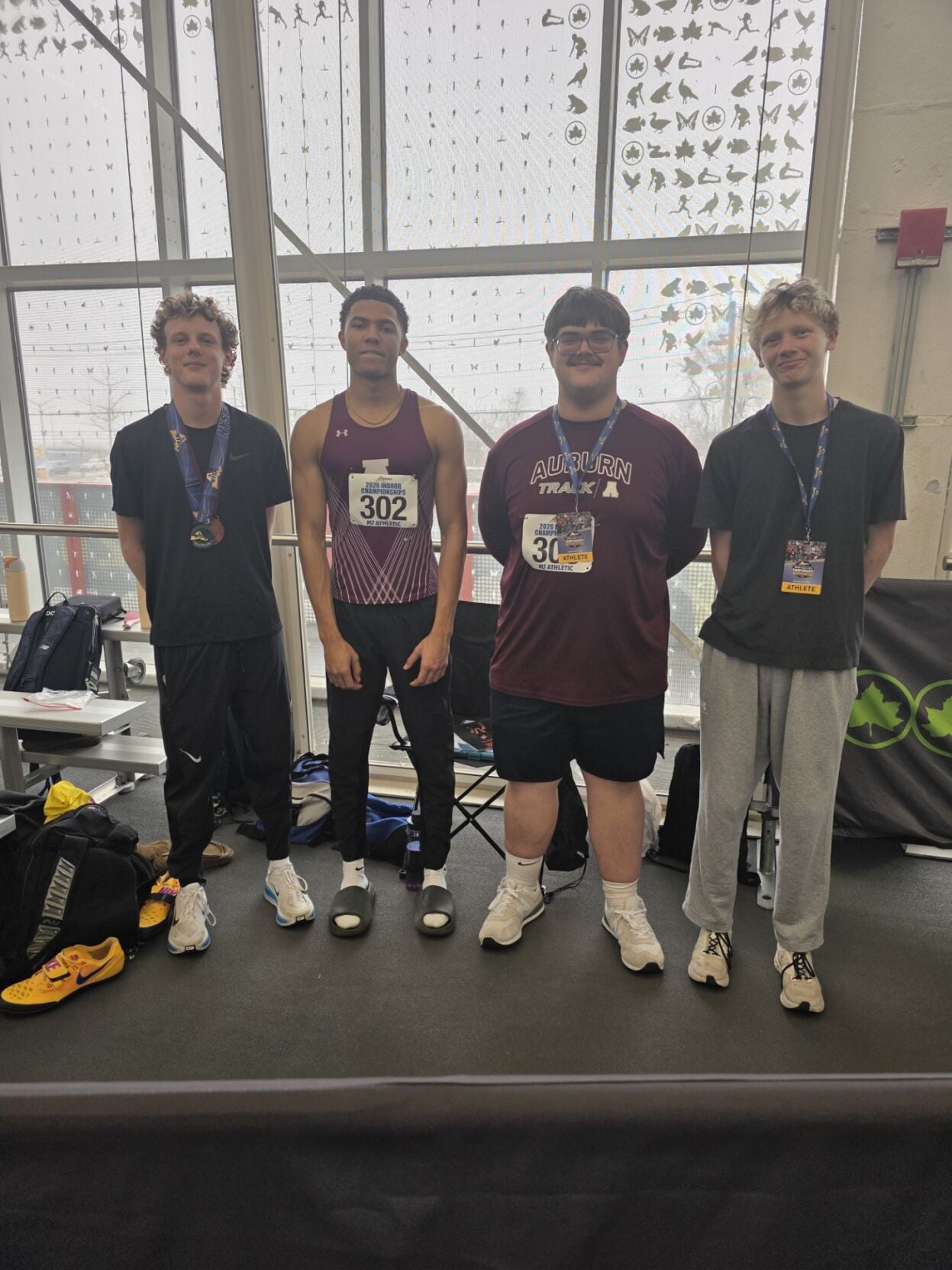 Auburn boys indoor track and field at states.jpg