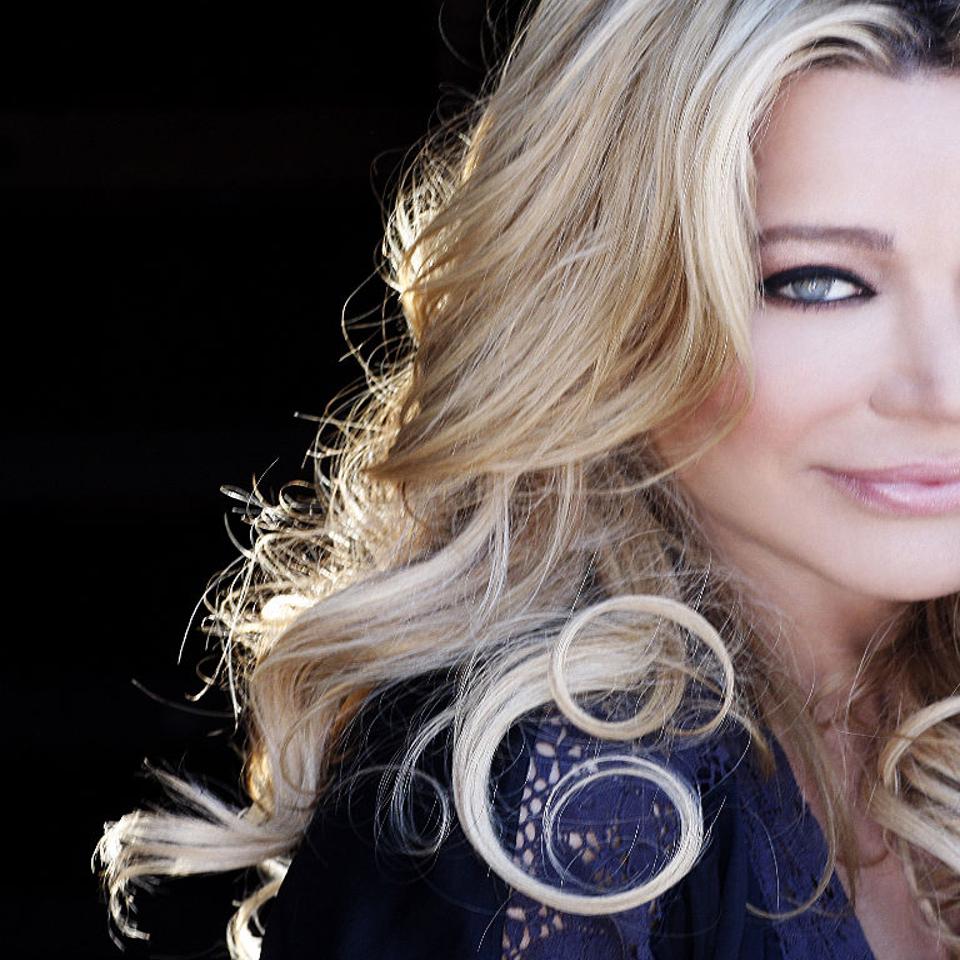 Tell It To My Heart Singer Taylor Dayne To Perform Free Show At