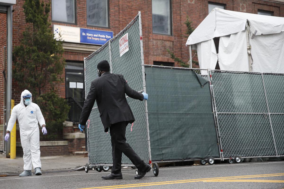 As Ny Death Toll Reaches 7 000 Cuomo Calls Covid 19 Outbreak Silent Explosion Politics Auburnpub Com