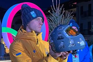 Ukrainian skeleton athlete trains in banned helmet