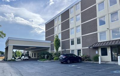 Auburn Hotel 2