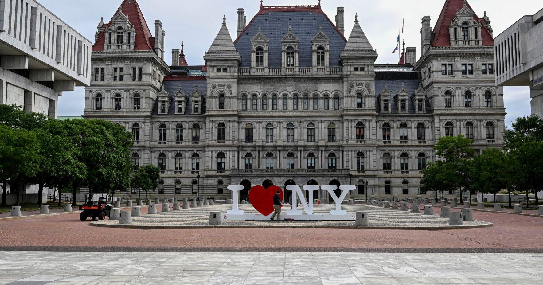 No vote in NY on health coverage for undocumented immigrants - Vimarsana News