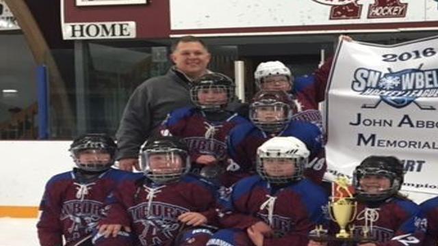 Youth Roundup Auburn Squirts Win Hockey Tournament Local Sports