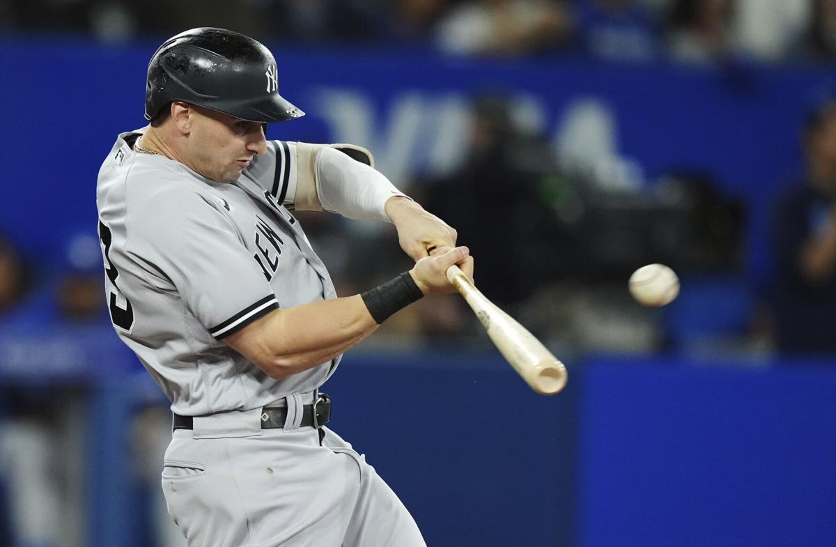 Yankees trade for Diamondbacks outfielder Tim Locastro