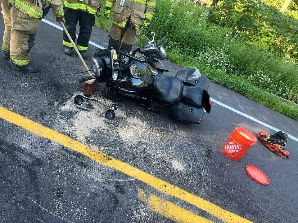 One injured after motorcycle crash with deer in Aurelius