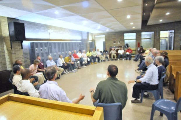 Volunteers, inmates celebrate 40 years of Quaker worship at Auburn prison