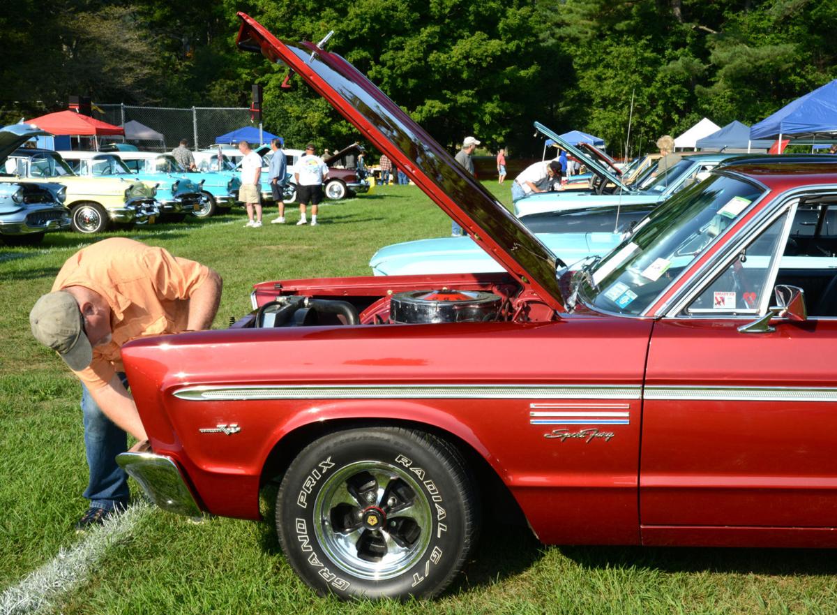 Labor Day weekend tradition rolls on with Moravia auto show Local