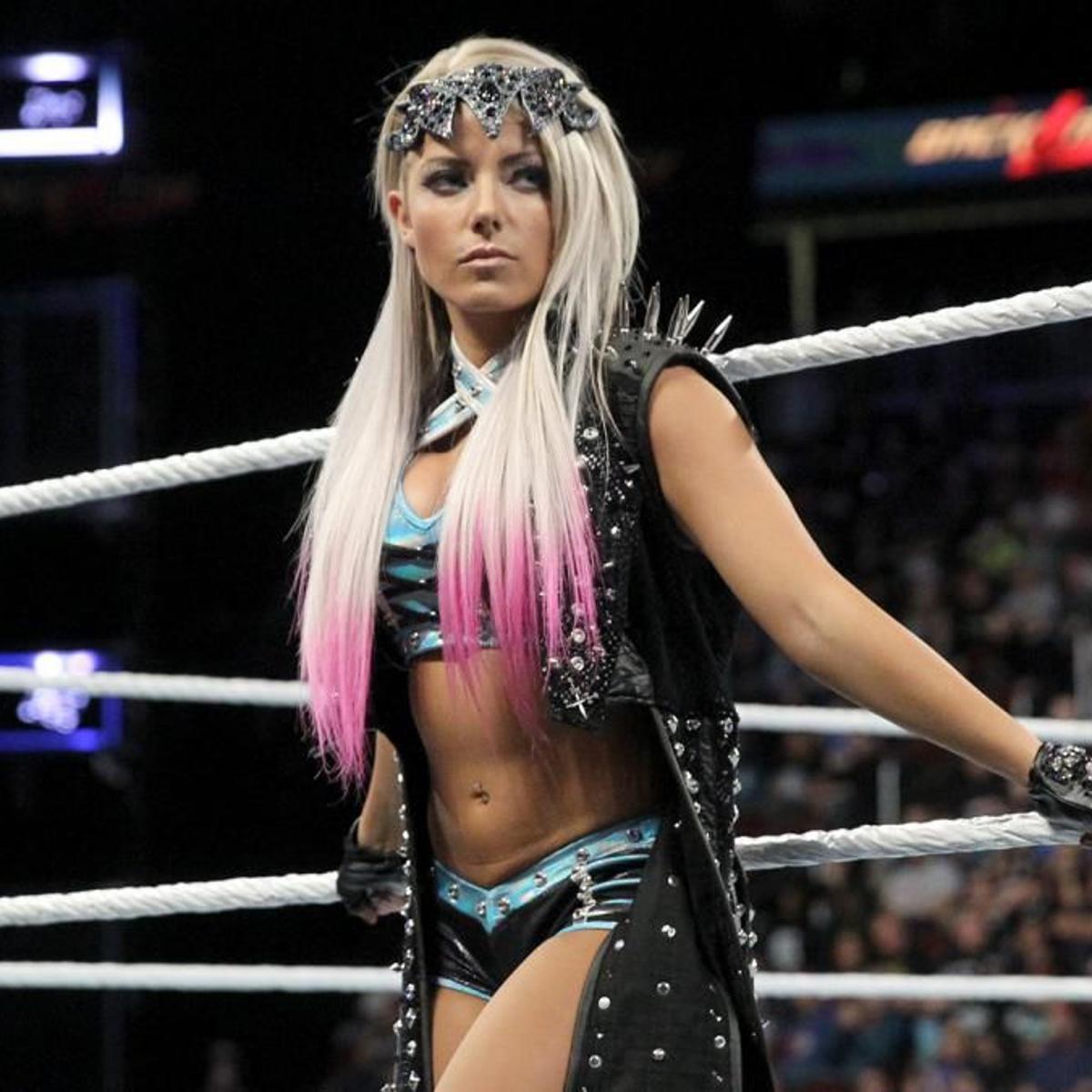 Wwe Why The Miz And Alexa Bliss Should Win Their Money In