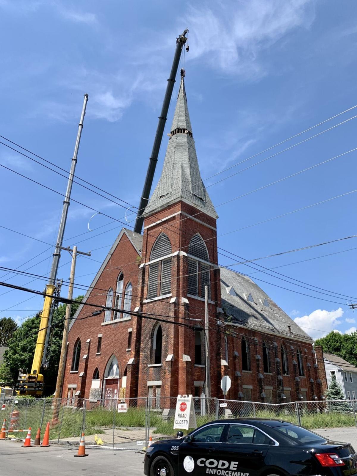 Auburn Church Demolition Draws Crowd; City Retains Artifacts | History | Auburnpub.com