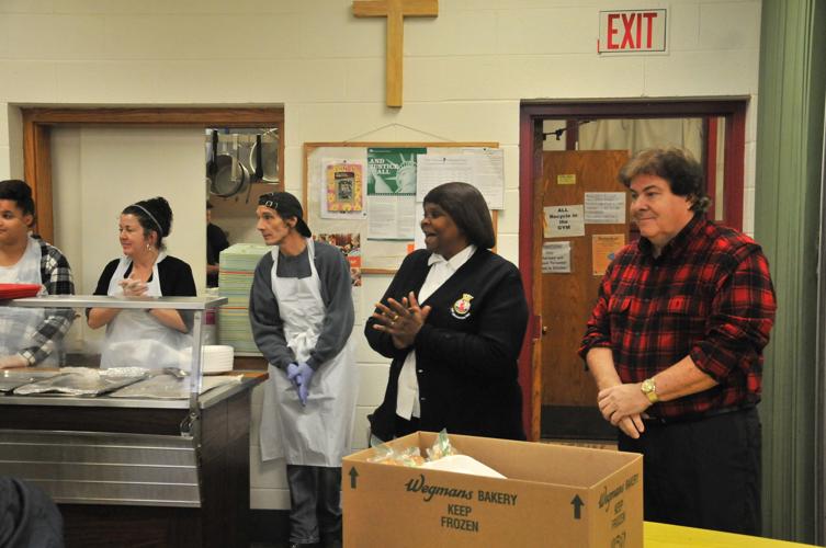 'A beautiful community' Auburn Salvation Army serves Thanksgiving dinners