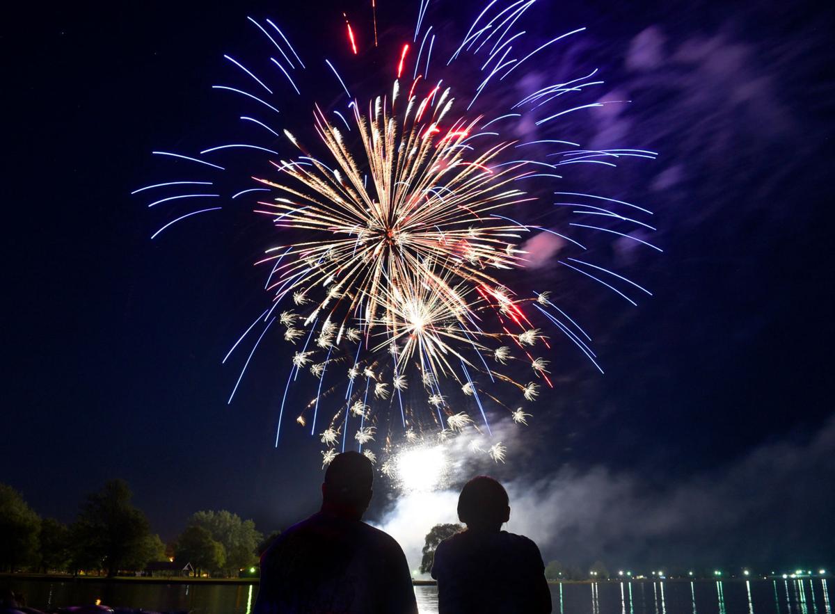 Fireworks 1.JPG