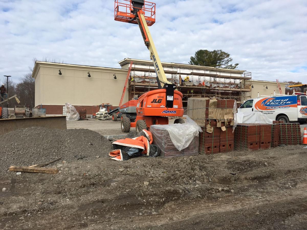 Elbridge Town Board lowers tax rates inside and outside villages in adopting 2017 budget