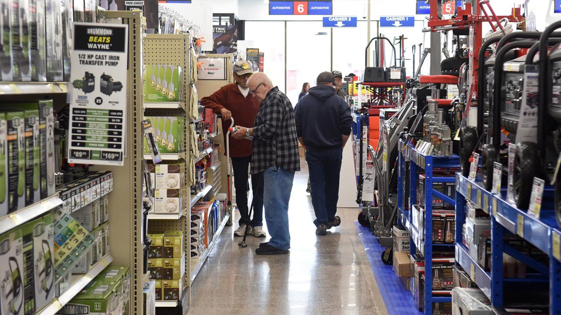 Gallery: Harbor Freight opens in Auburn | Photo Galleries | auburnpub.com