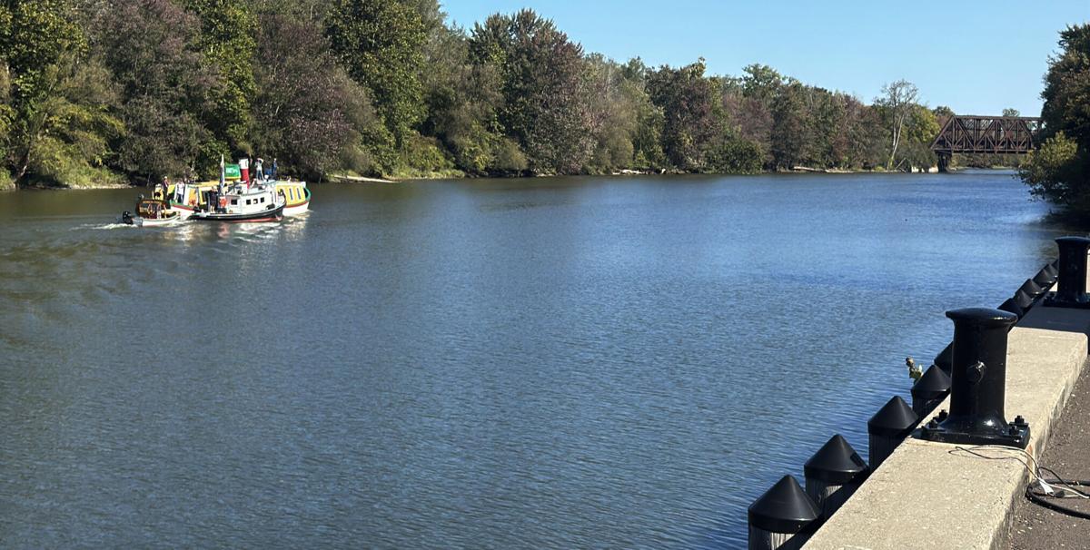 Erie Canal Boat 3.JPG