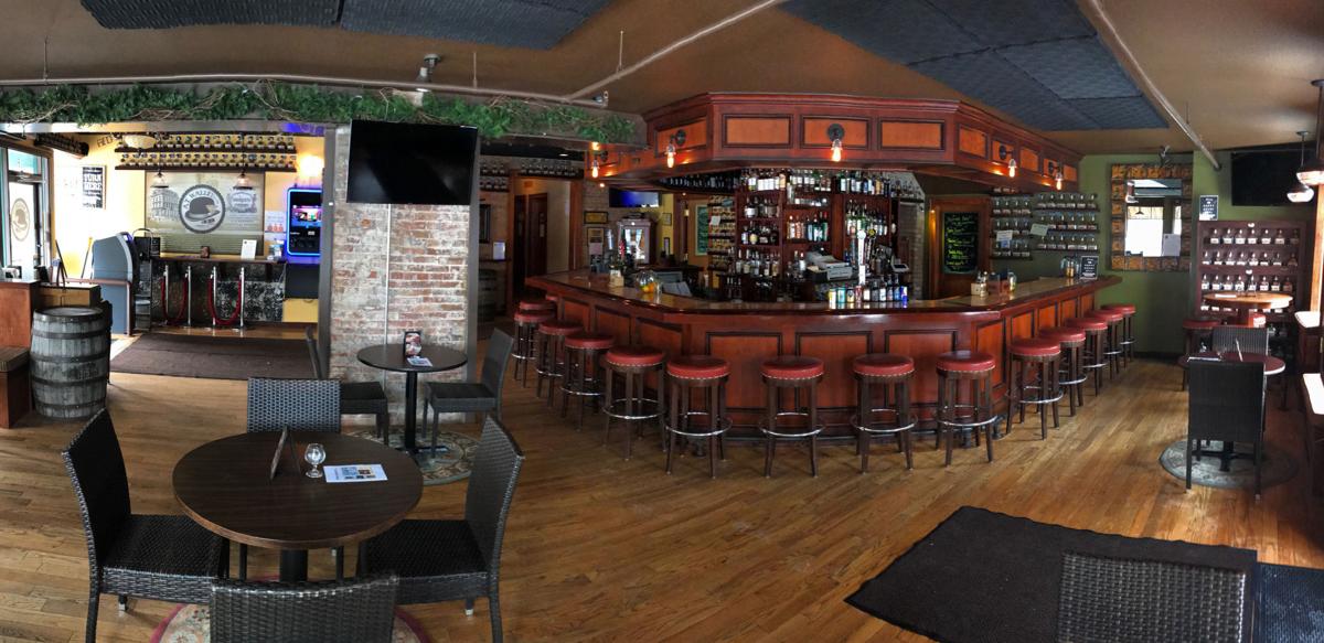Auburn bar to celebrate 10th anniversary with live music, specials