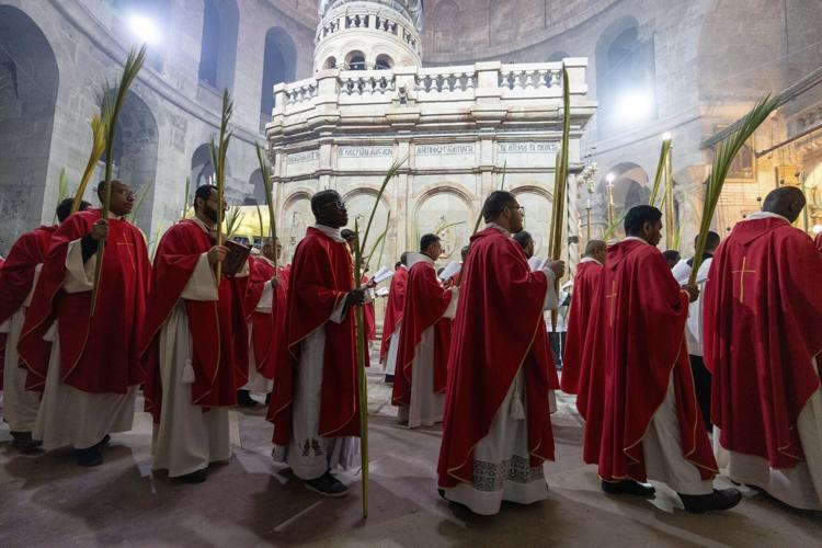 Christian faithful mark Palm Sunday in Jerusalem amid war