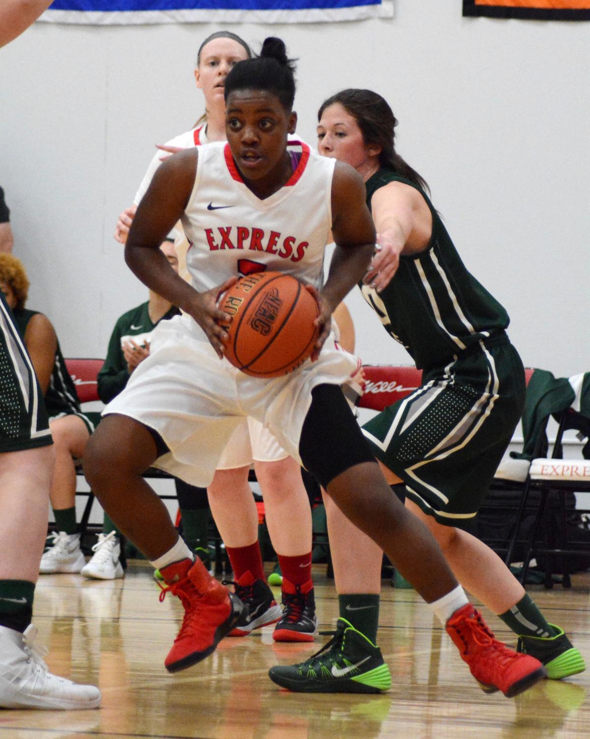 Wells College Women S Basketball Team Takes Control Late In Win