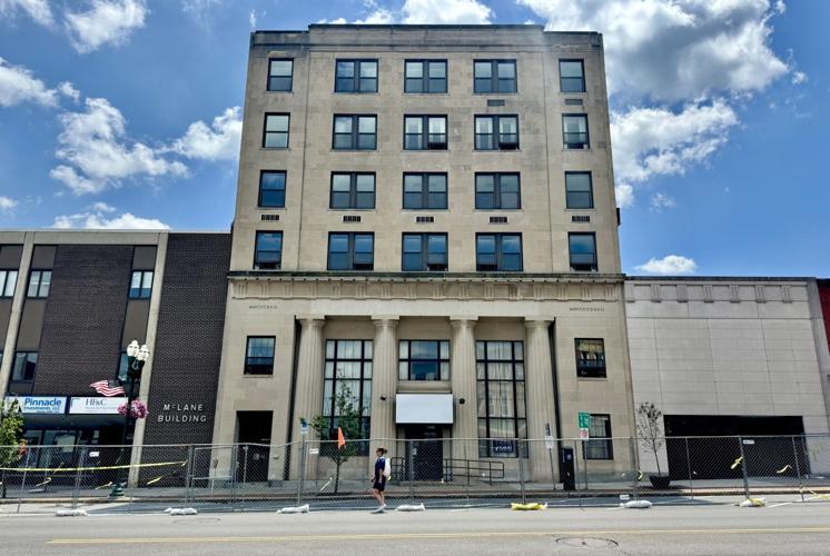 120 Genesee 1
