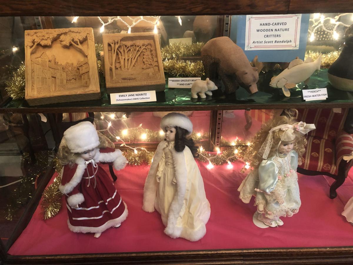 Weedsport Museum Mixes History And Holidays With Christmas Display Local News Auburnpub Com