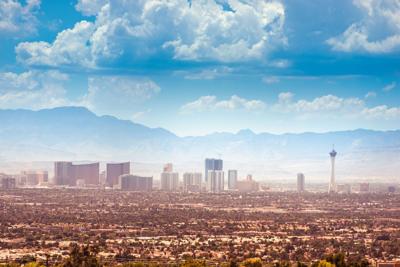 Spinning slots and magic shows aren't the only thing to do in Las Vegas. There's a lot of natural beauty to enjoy, too.