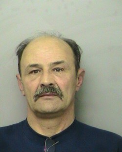 Police: Auburn man charged with possession of child porn