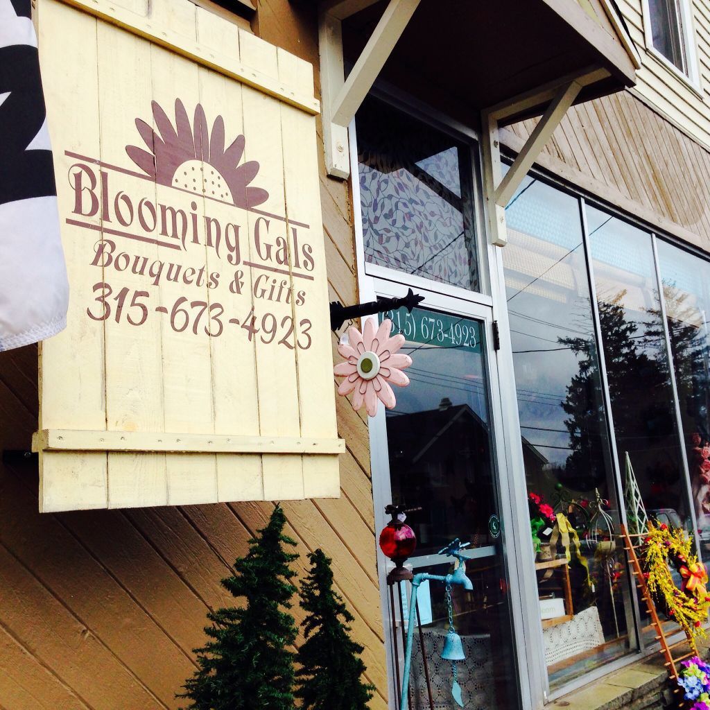 'In our blood' Sister duo blossoms with Blooming Gals Bouquets and