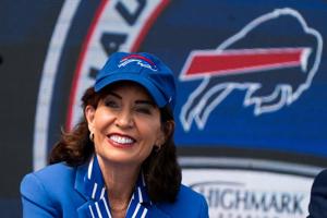 Hochul, with assist from Pegulas, has more than 4-to-1 cash advantage over Blakeman