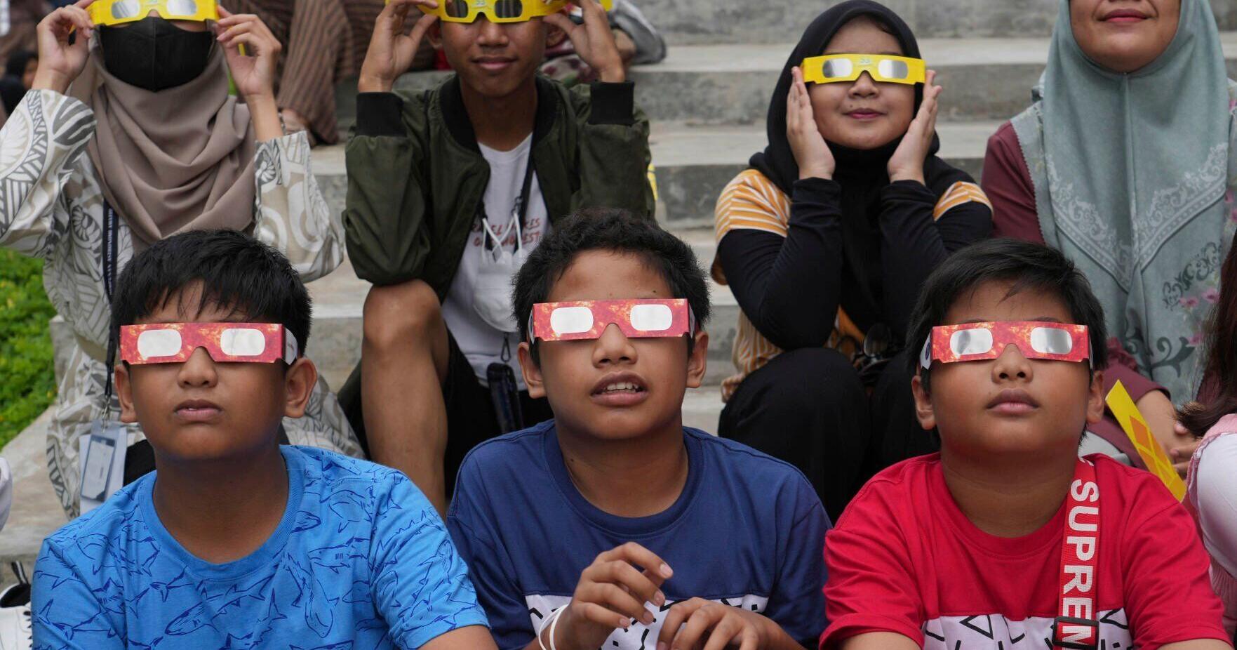 International Institute makes eclipse safety tips available in 11 languages - Vimarsana News