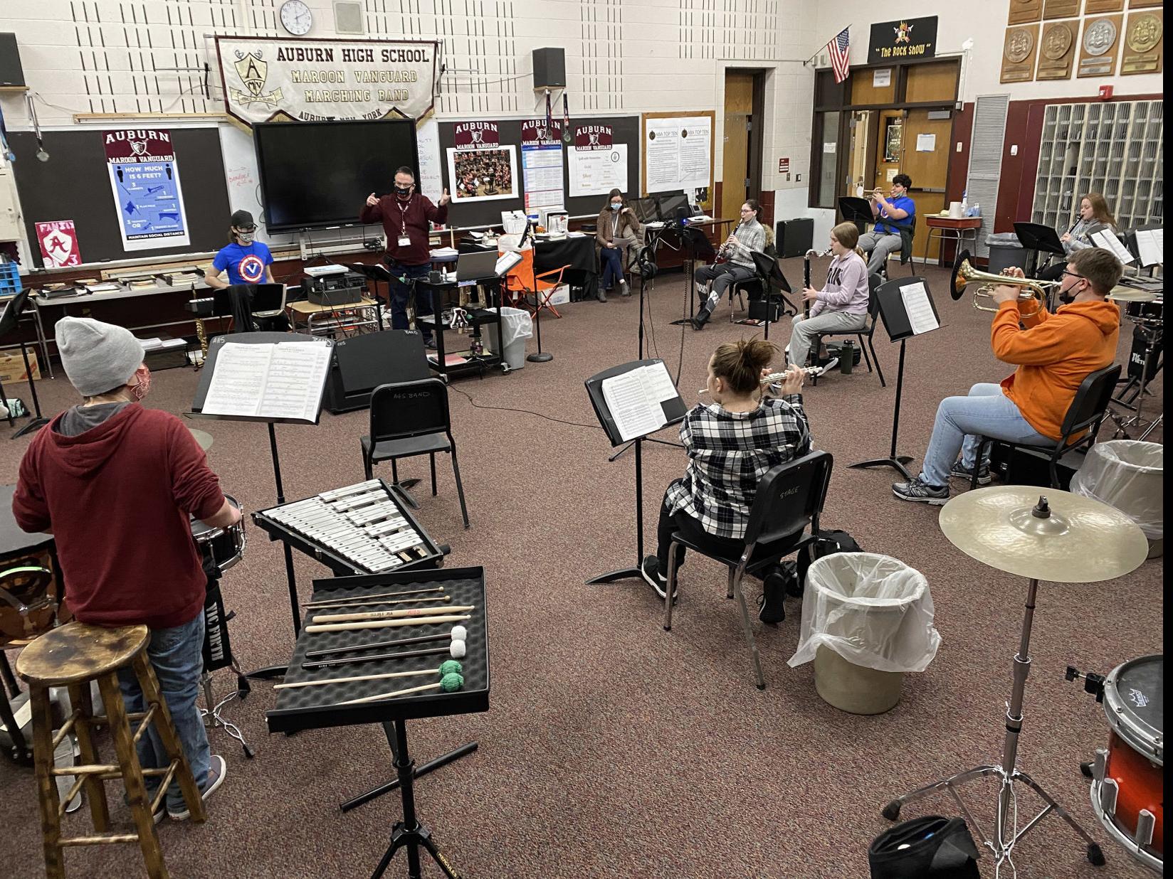 Let them play': Lawmakers, teachers ask NY to ease restrictions on school  music programs | Politics | auburnpub.com