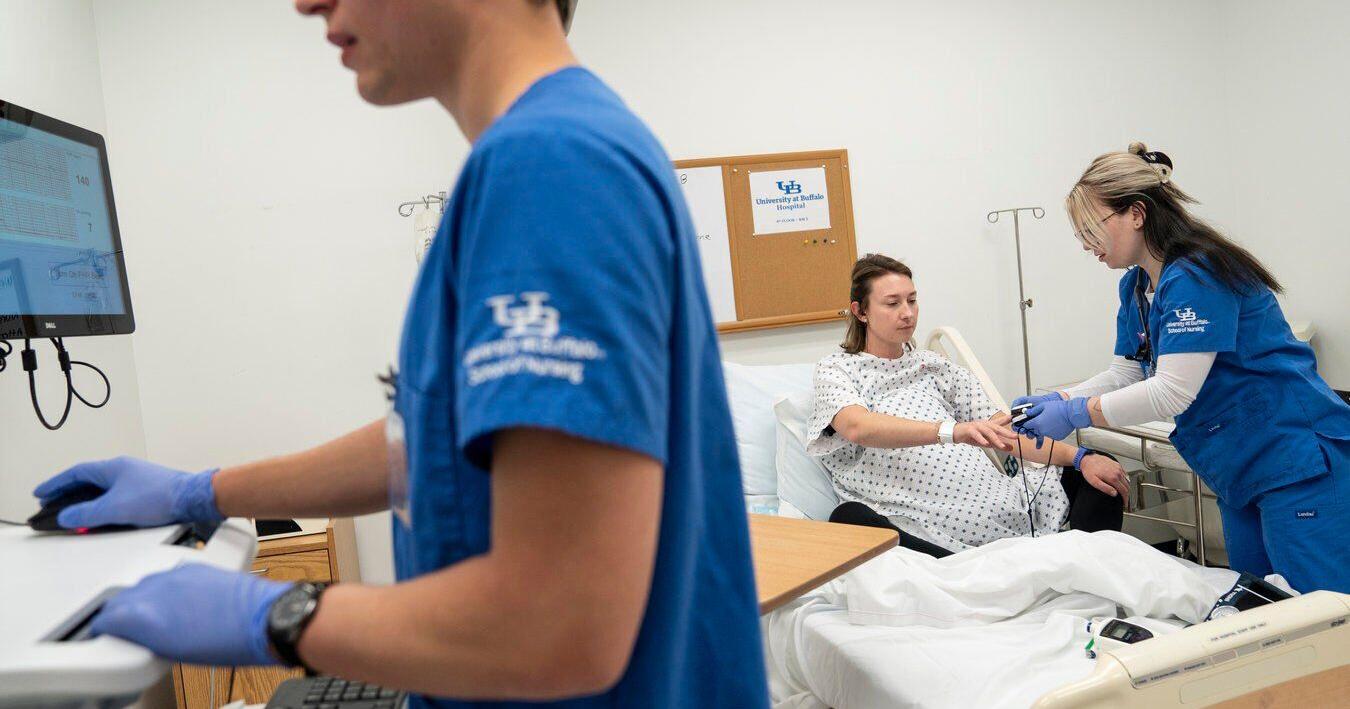 How simulated patients play key role in training future NY nurses - Vimarsana News