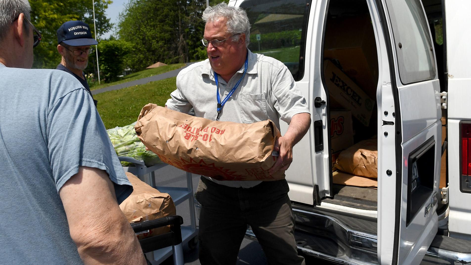 Auburn Food Pantries Share Successes Struggles During Covid 19 Local News Auburnpub Com