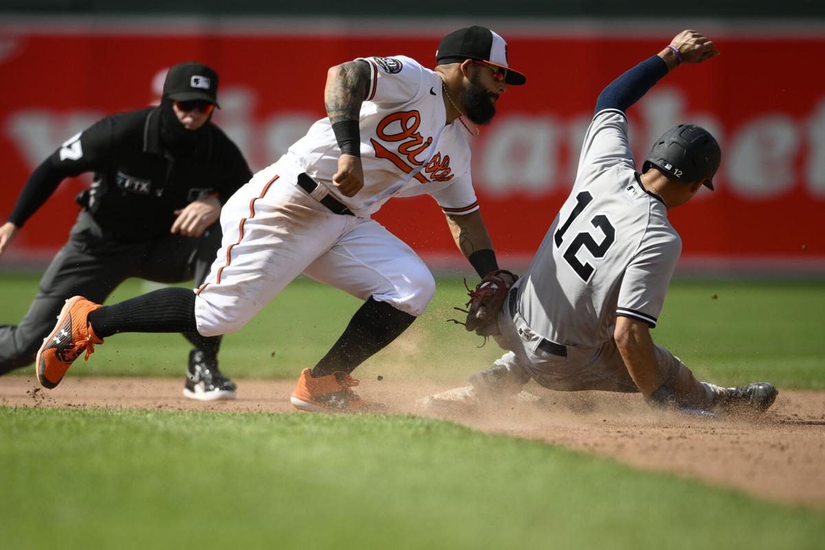 Odor, Cortes help Yankees beat White Sox 5-3