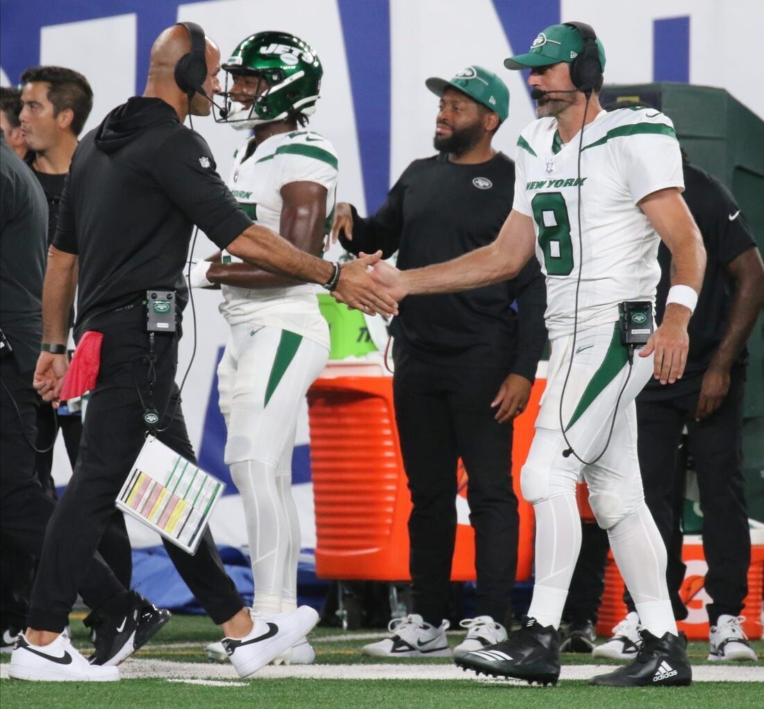 Rodgers leaves Jets debut with injury, coach fears Achilles damage